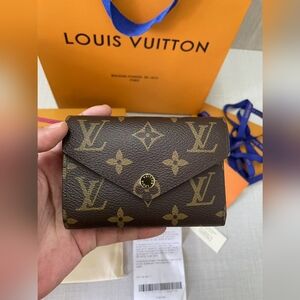 Louis Vuitton Victorine Wallet